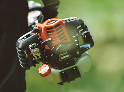 Choosing the Right Trimmer: A Guide for Spring Lawn Care